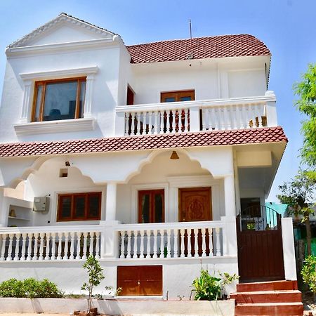 Jasmin Villa Hampi Bagian luar foto