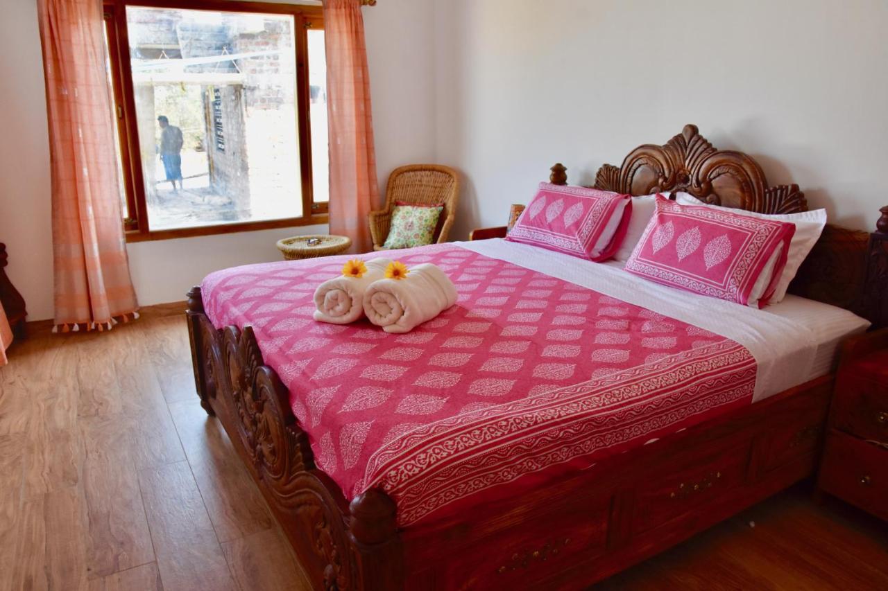 Jasmin Villa Hampi Bagian luar foto